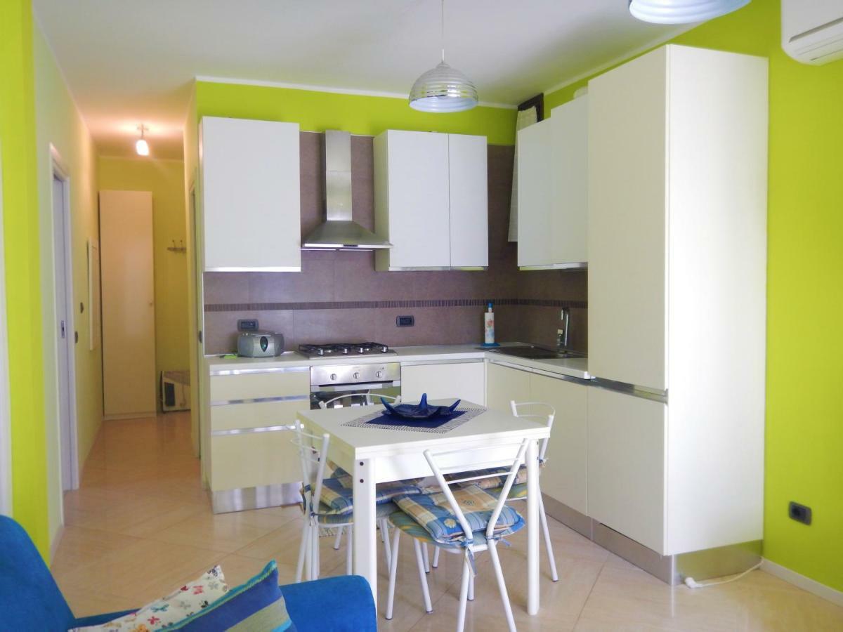 Colors Pool Apartment Bardolino Eksteriør bilde